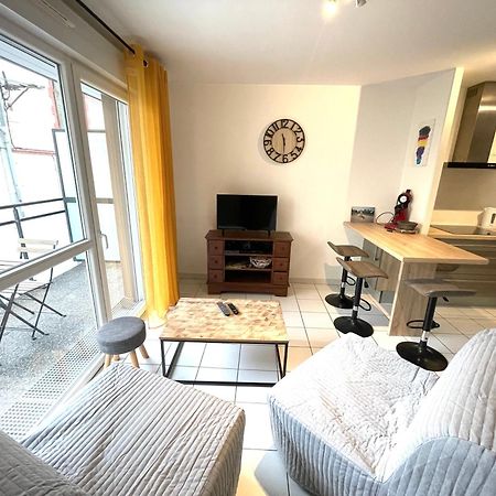 Majestic Apartment Безансон Екстериор снимка